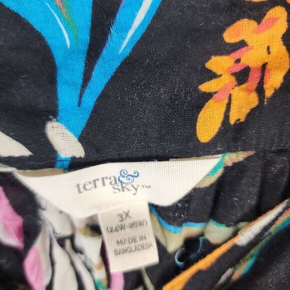 Terra & sky Women’s floral short flutter sleeves square neck top 3x - Picture 8 of 10